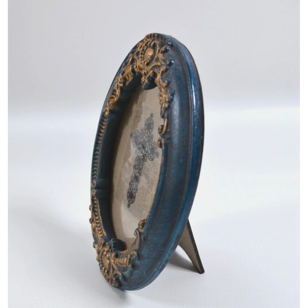 Vintage Style Oval Resin Photo Frame Blue Gold Gilt Ornate Baroque Tabletop